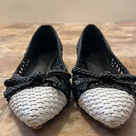 Delman Shana Woven Leather Flats with bow detail size 7 pin up feminine - Picture 3 of 12